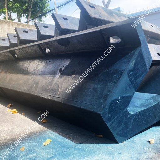 Đệm chống va tàu ha (ha fender) 7 Đệm chống va