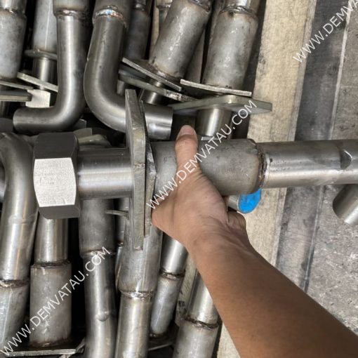 Bulong neo đệm va tàu 5 Bulong neo đệm va tàu