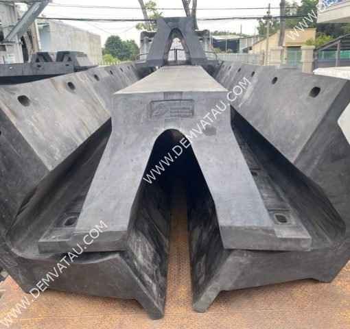 Đệm va tàu LMD nguyễn tài1
