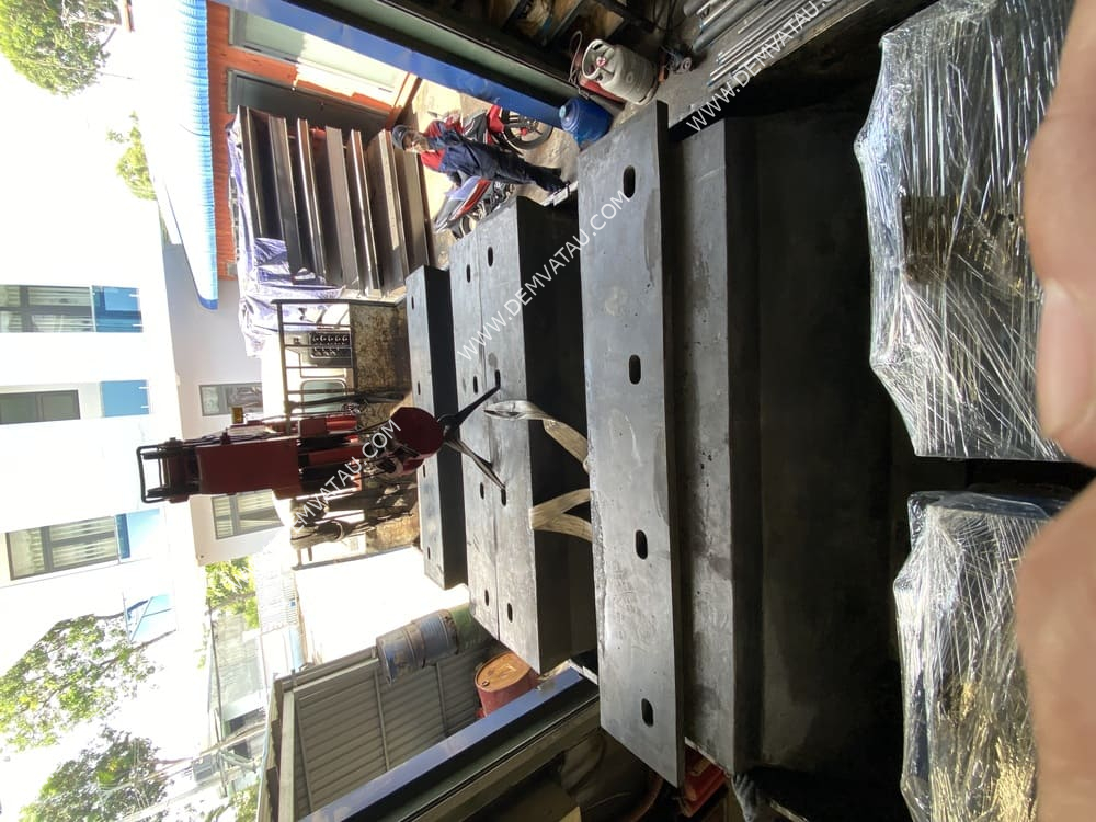 Đệm va tàu ppi (nt - ppi fenders) 7 Đệm va tàu ppi