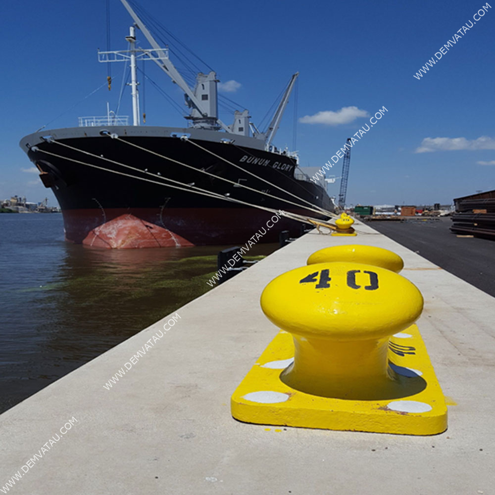 Bích neo trụ đôisừng – double horn bollard 1 Bích neo trụ đôi